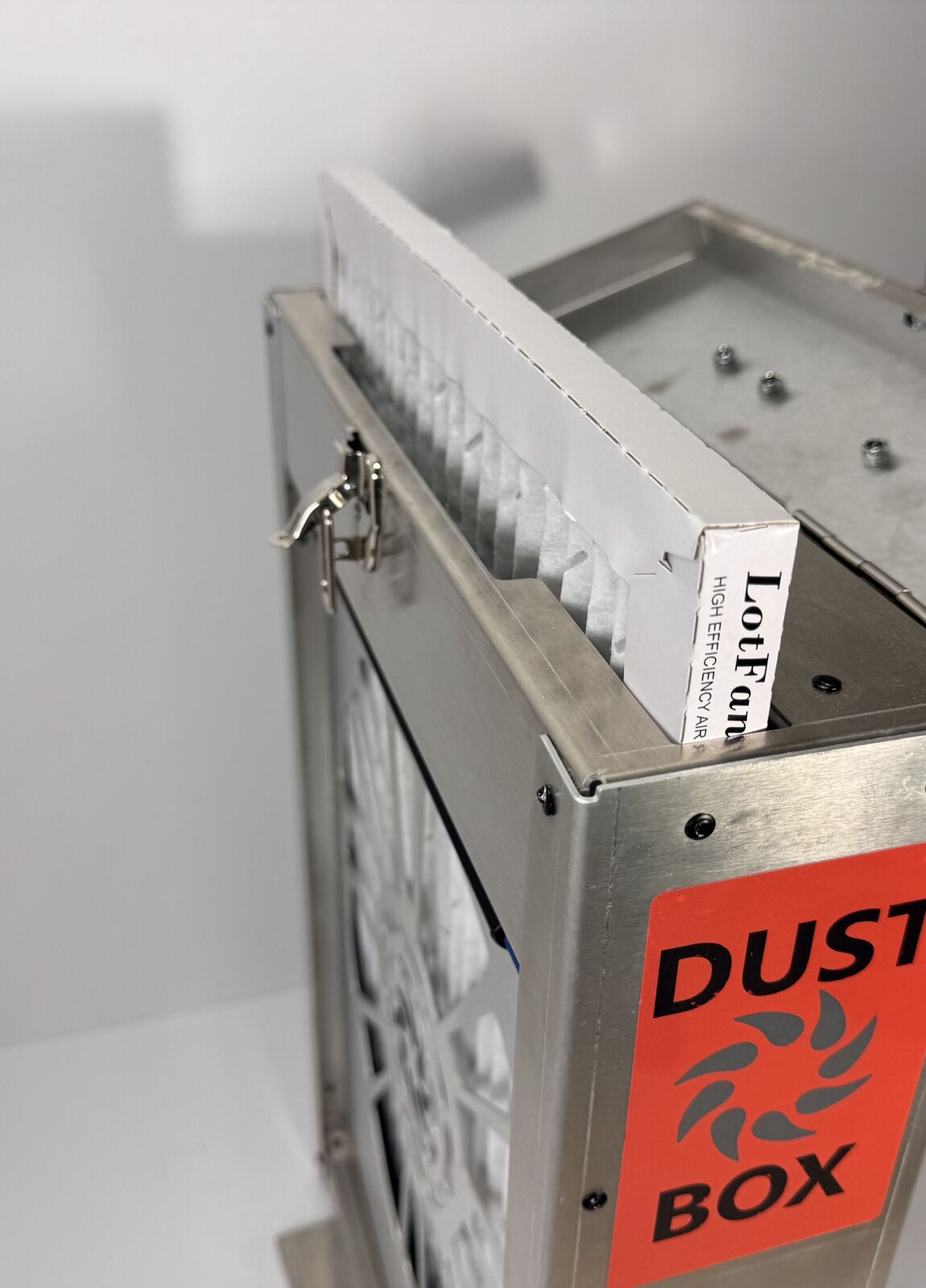 Swapping the Dust Box filter