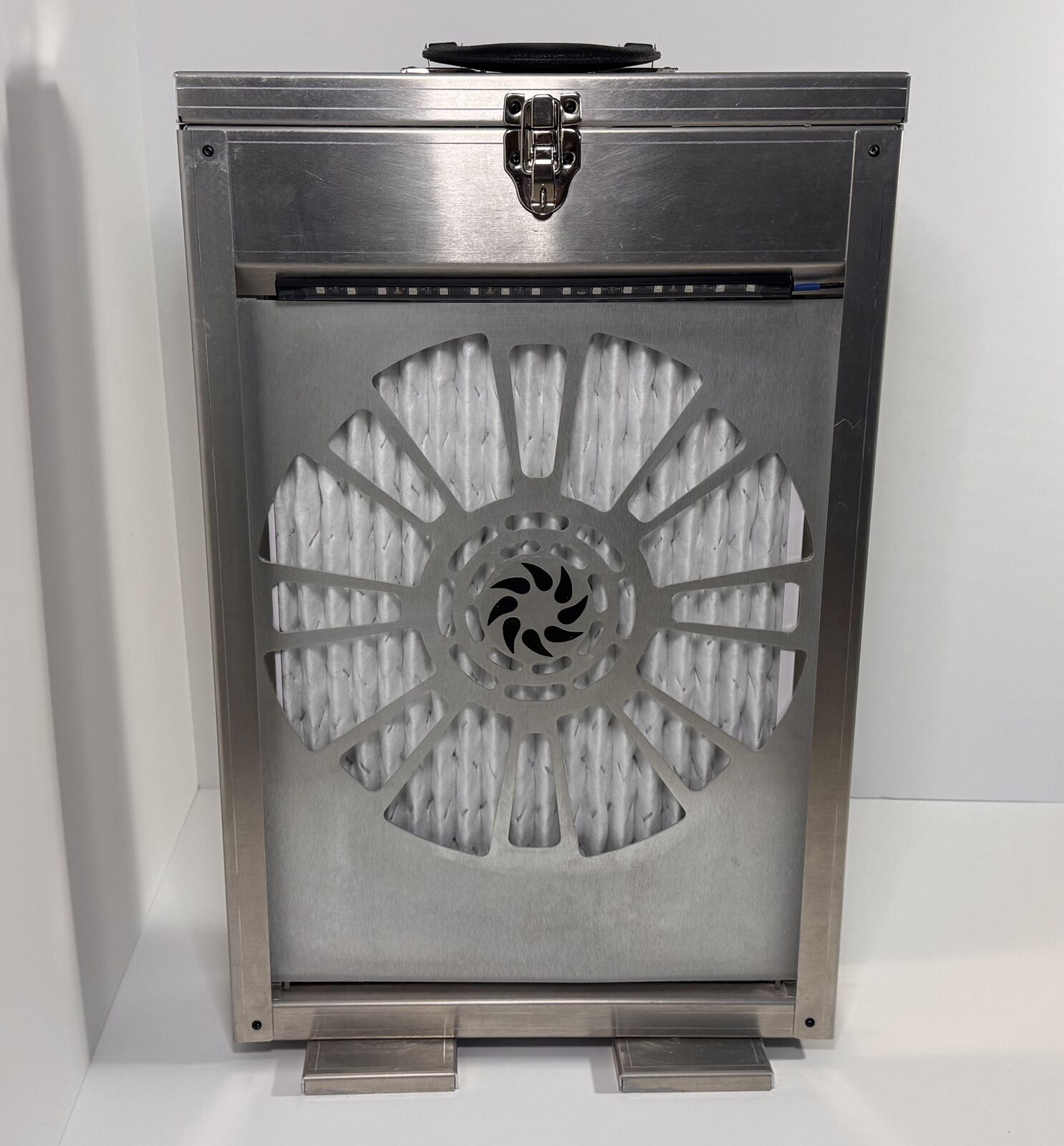 Dust Box front view